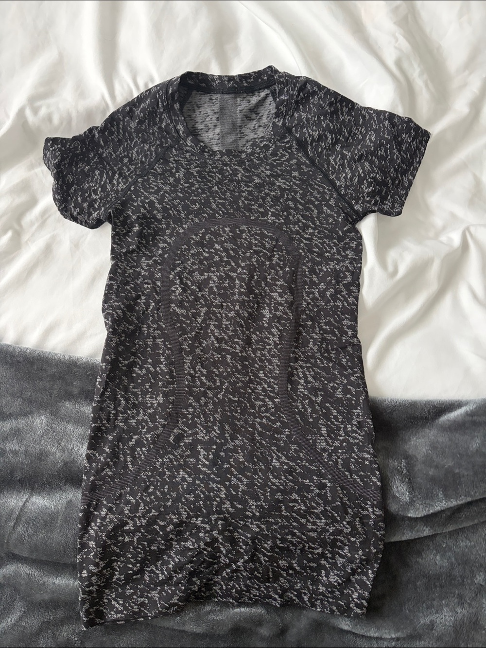 lululemon athletica swiftly tech gray and black short sleeve top